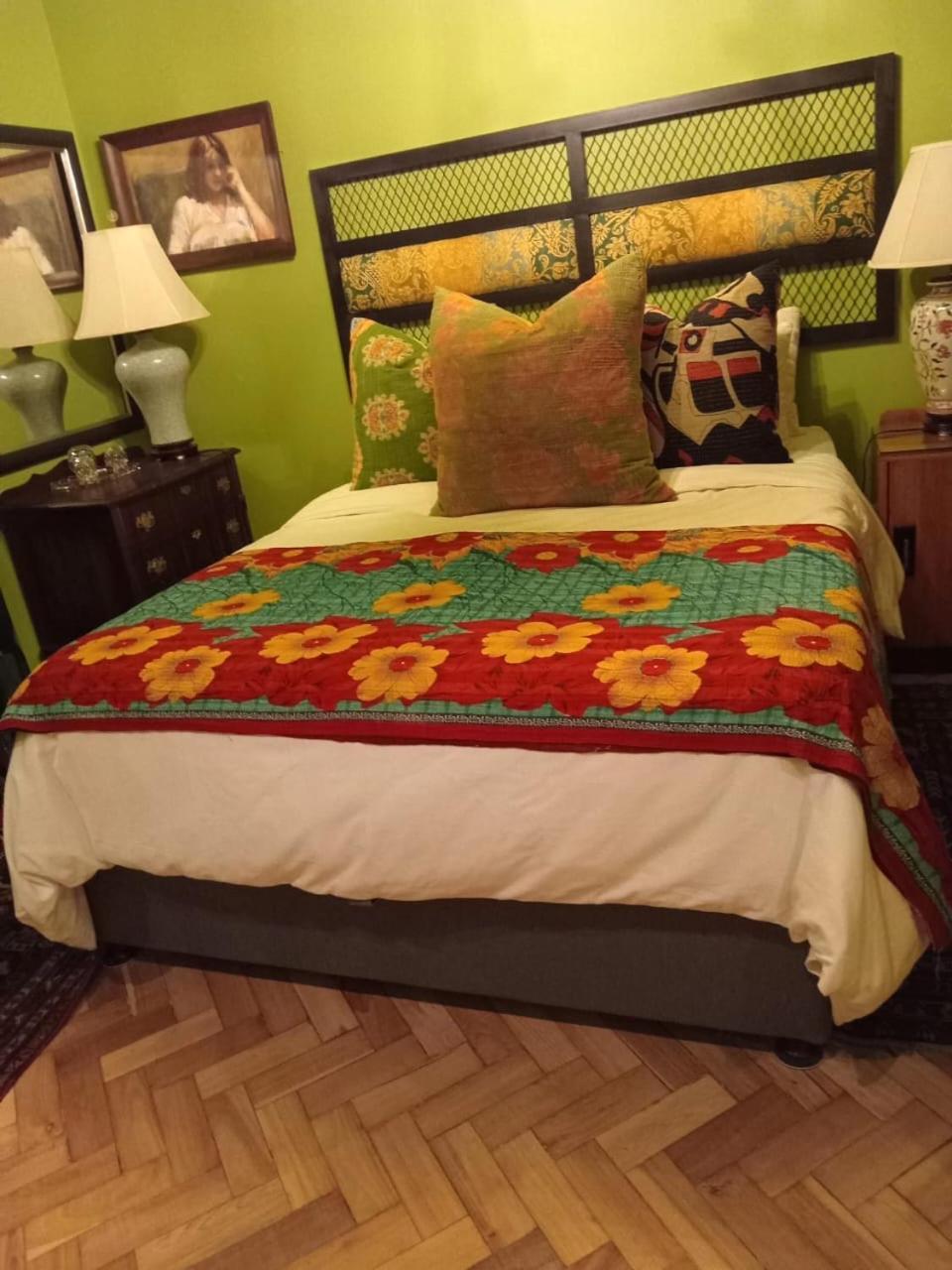Green Market House Apartment