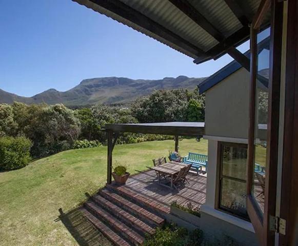 Noordhoek Farm Style House *