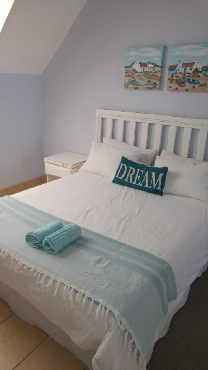 Beachfront Apartment, Dolphin - Blouberg *