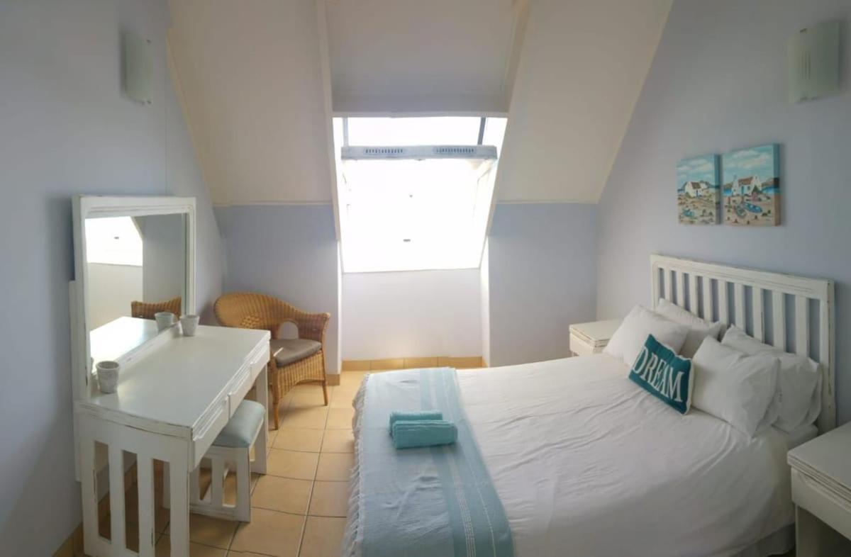 Beachfront Apartment, Dolphin - Blouberg