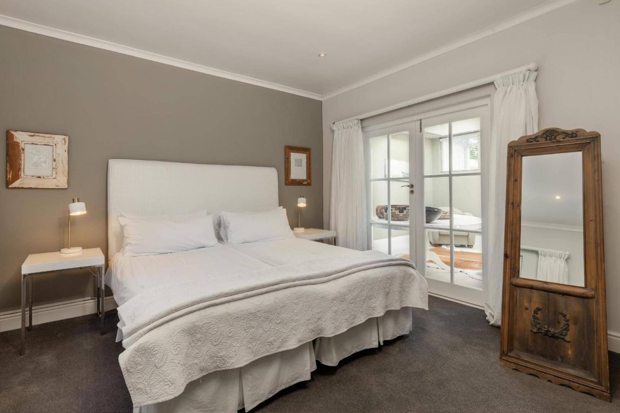 Villa Incredible 6bed W Pool In Camps Bay Galazzio