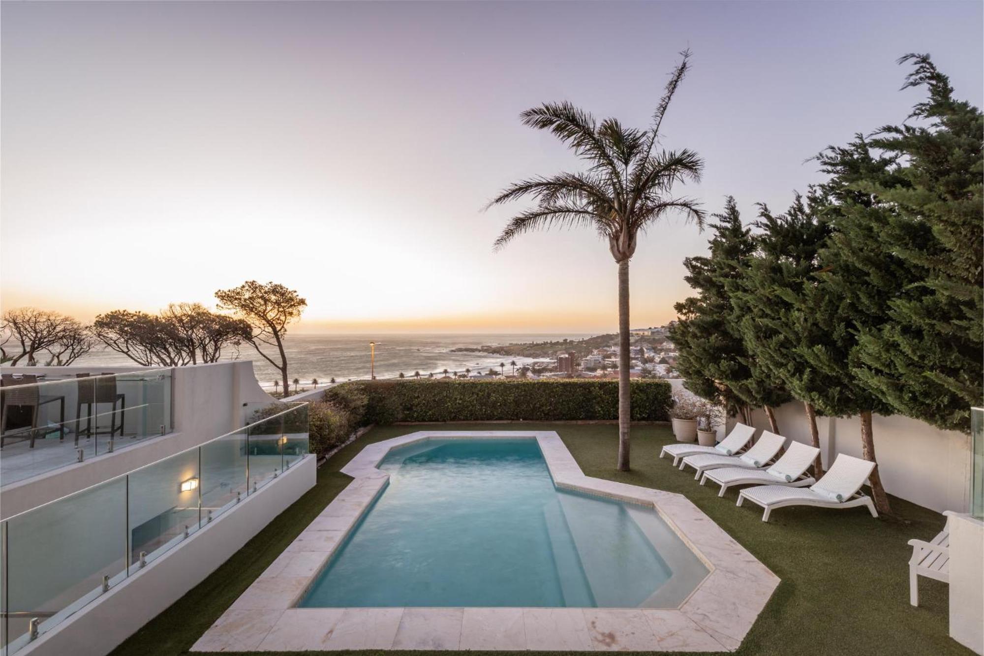 Villa Incredible 6bed W Pool In Camps Bay Galazzio Cape Town