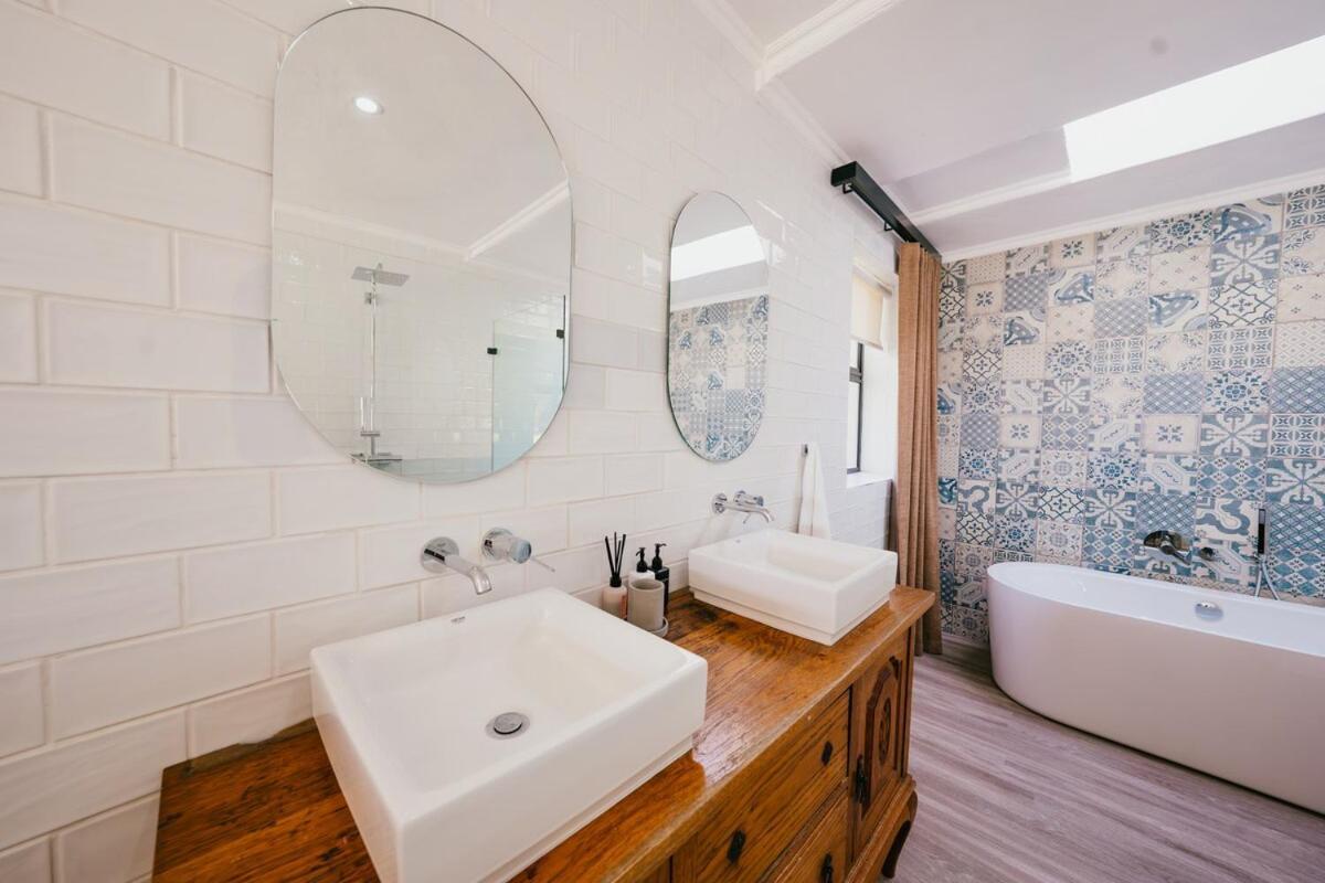 Westridge - 5 Minutes From Constantia Wine Farms Cidade Do Cabo