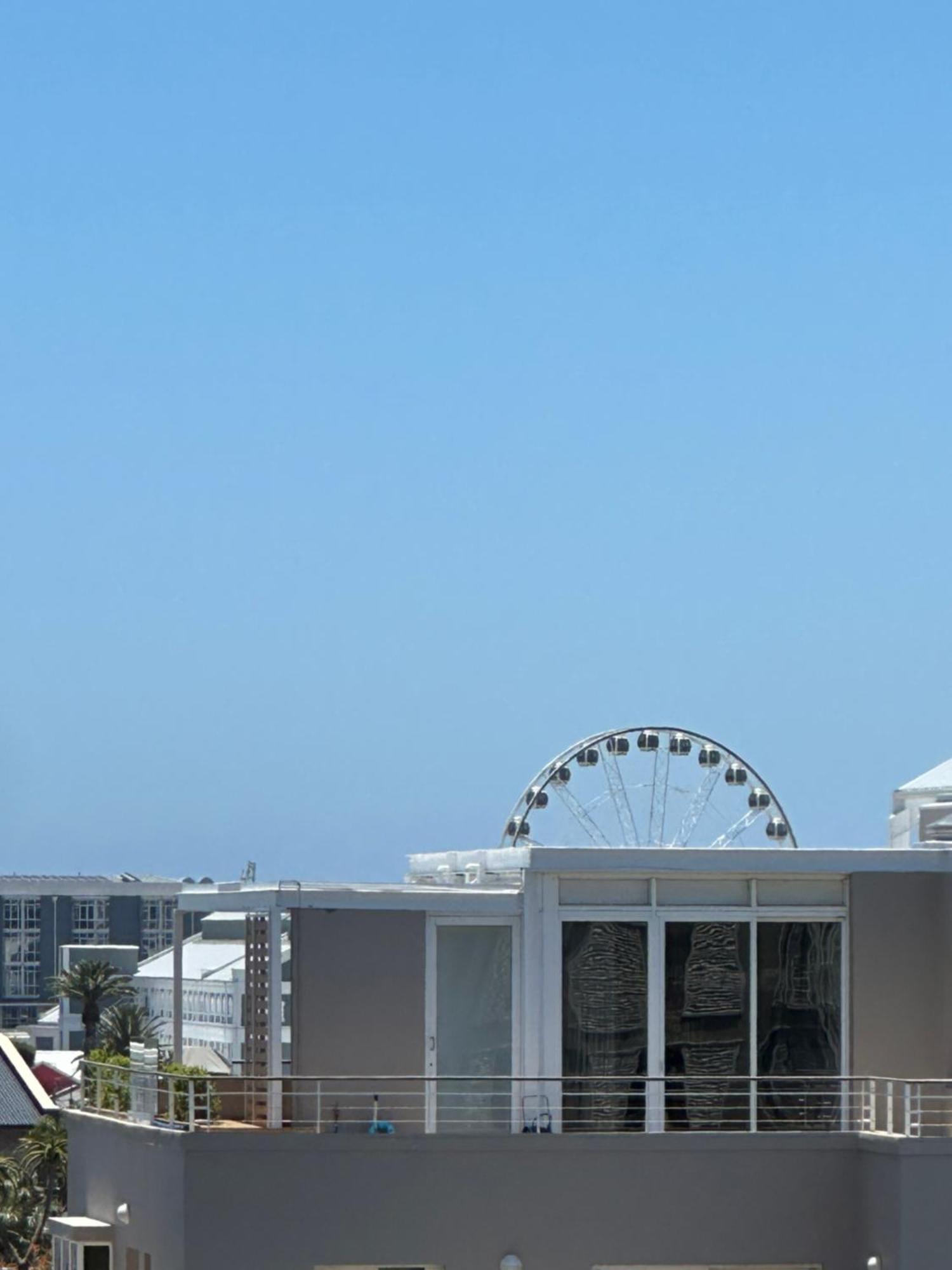 Apartamento V&a Waterfront The Secure And Luxurious 3 Bedroom With Views From The ! *