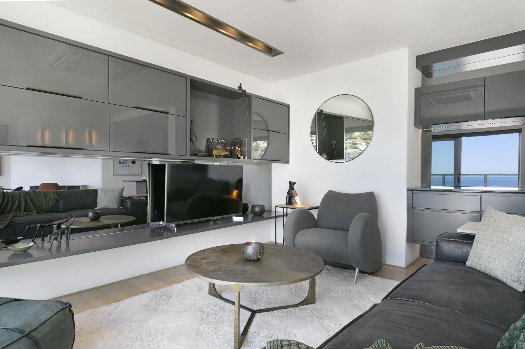 Seacliffe 502 By Hostagents *