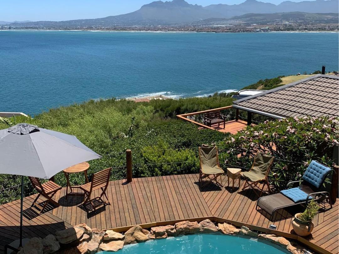 Artists Gordon's Bay Apartment Cape Town