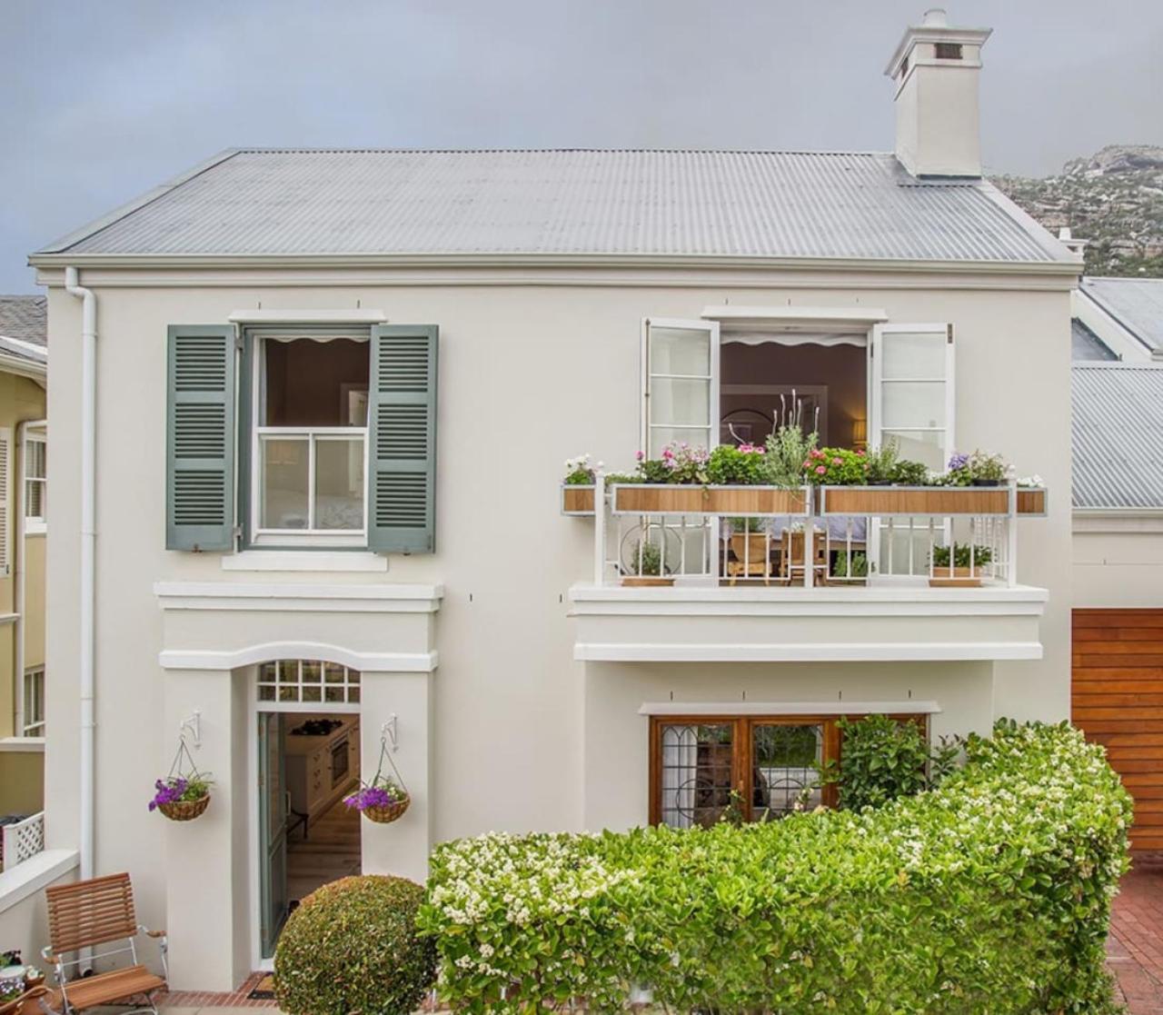 Charming Coastal Townhouse At The Majestic *