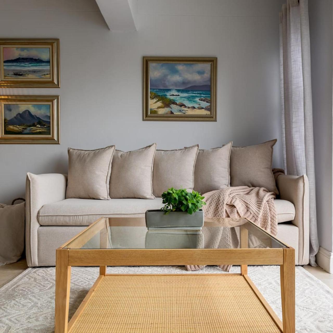 Cozy Corner * Cape Town
