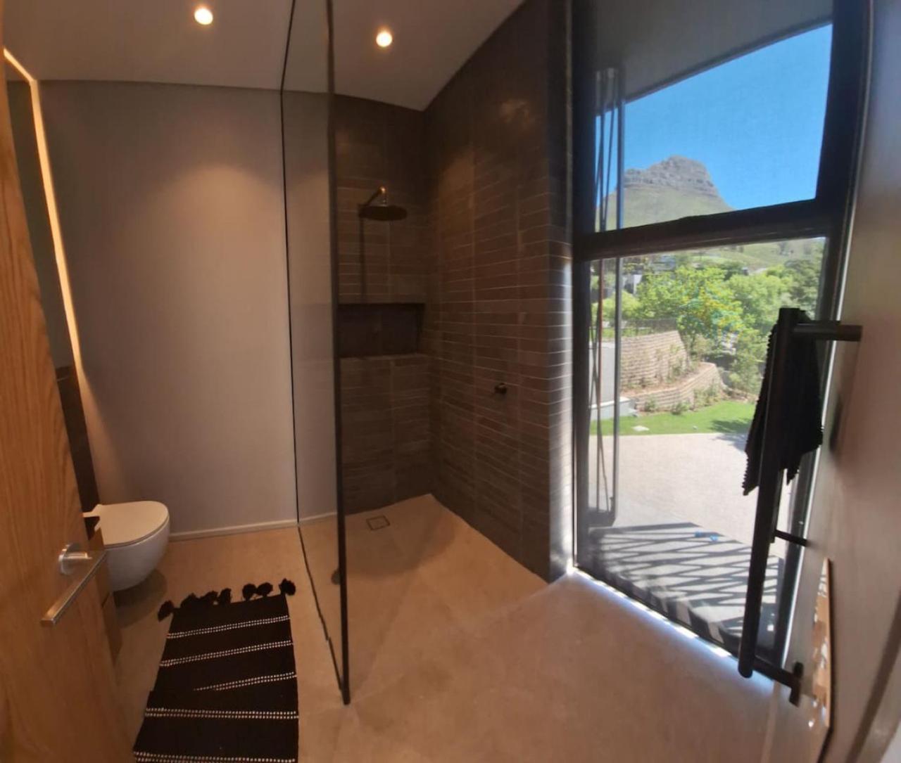 Tarentaal Kloof In Higgovale Cape Town