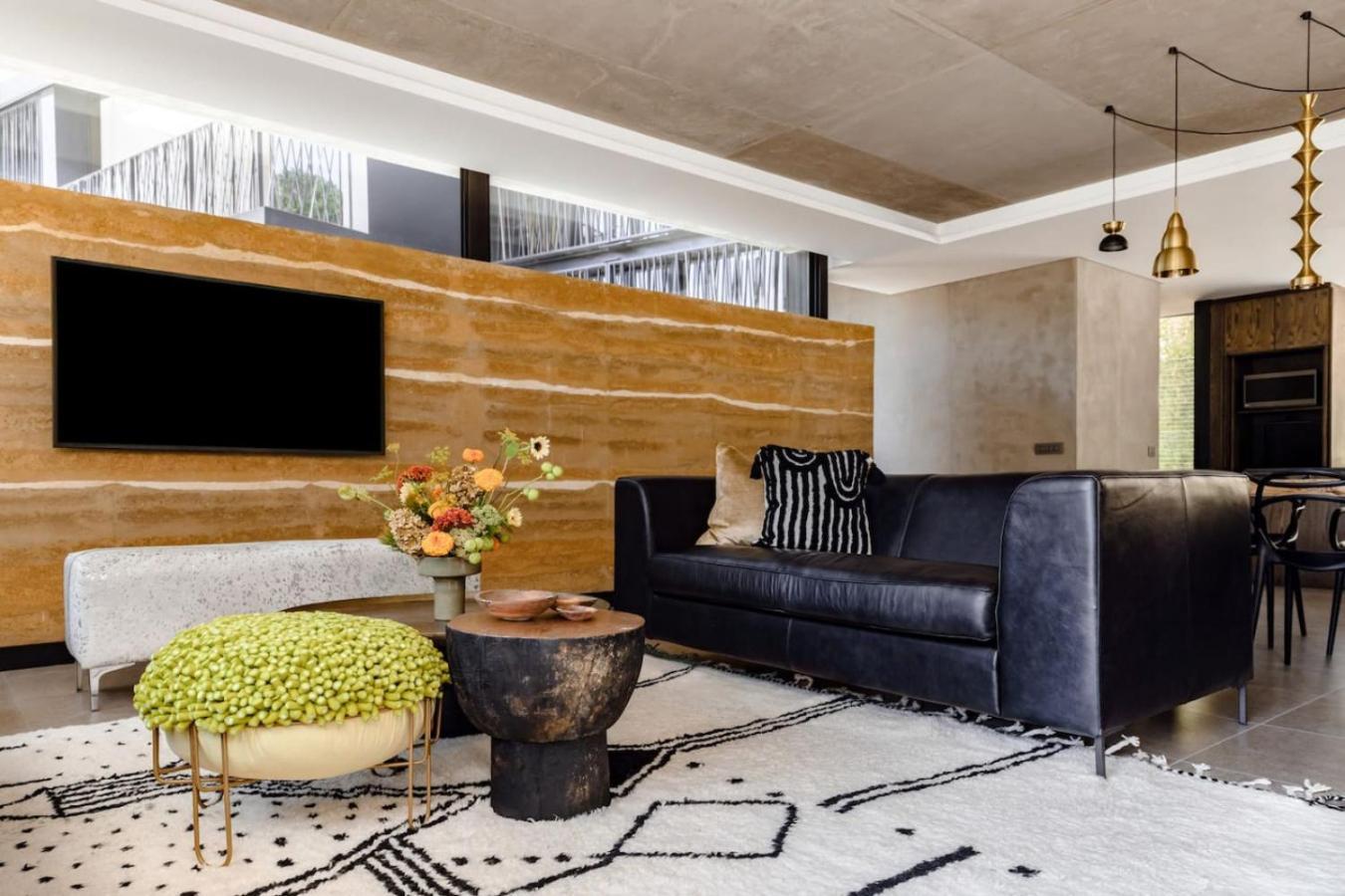 Tarentaal Kloof In Higgovale Villa Cape Town