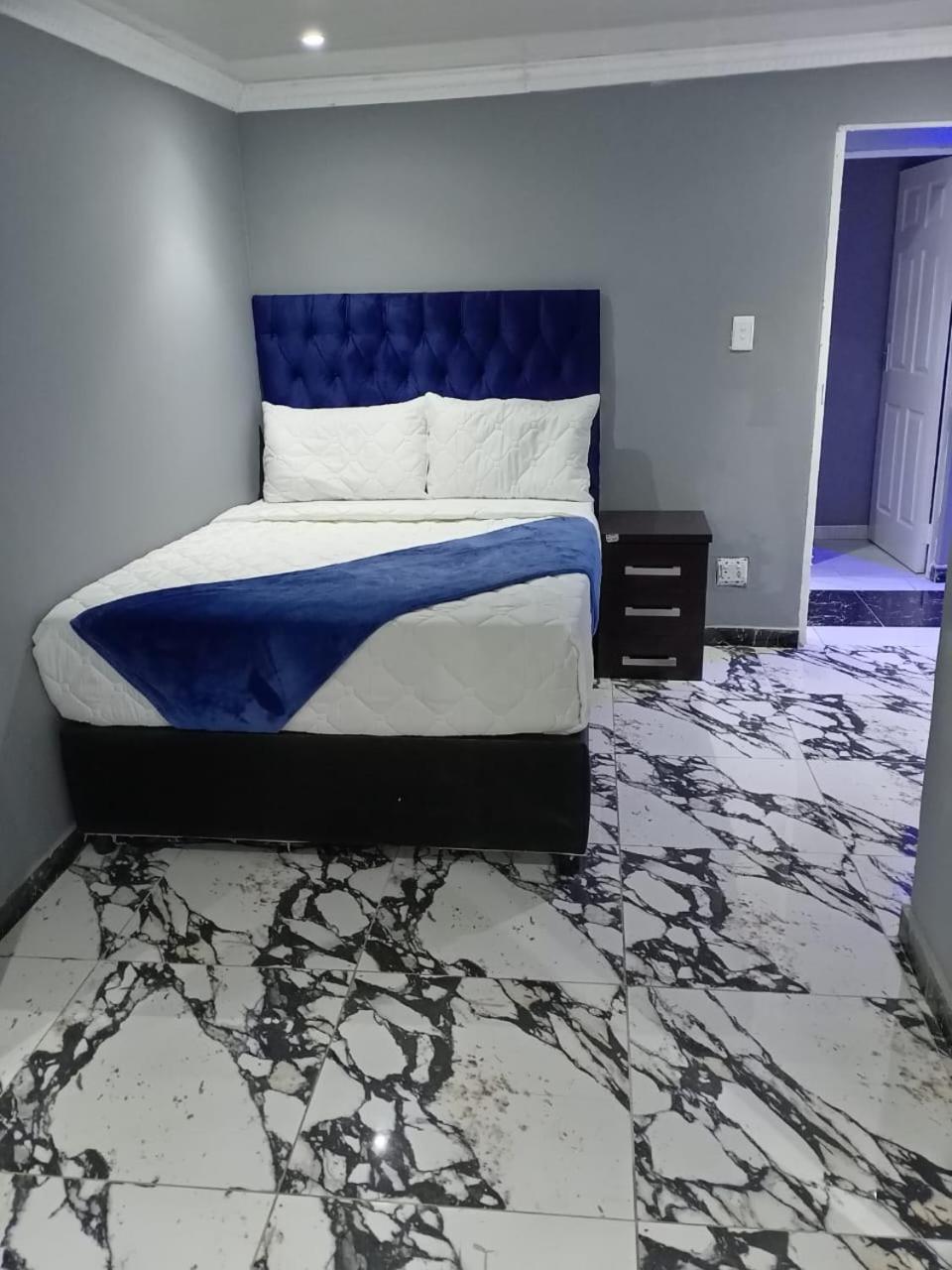 Ufc Bellville Homestay Cape Town