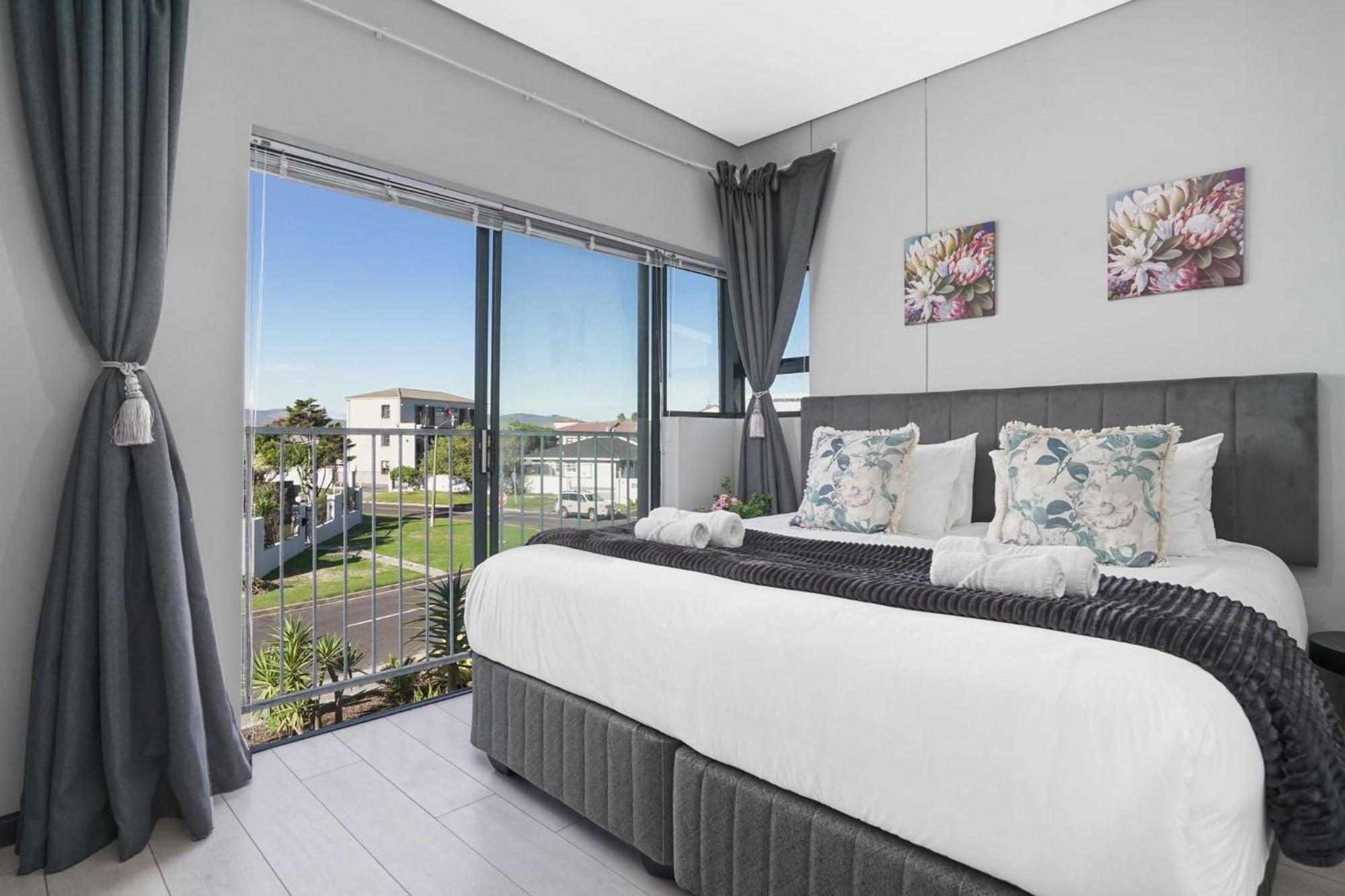 Apartment Blouberg Mews By Host Agents