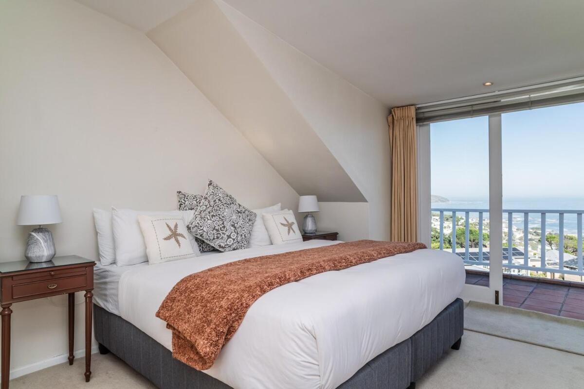 Skyline Serenity 4br Panoramic Views & Pool * Cape Town