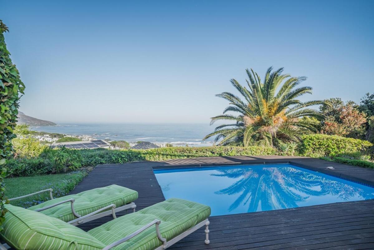 Skyline Serenity 4br Panoramic Views & Pool Cape Town