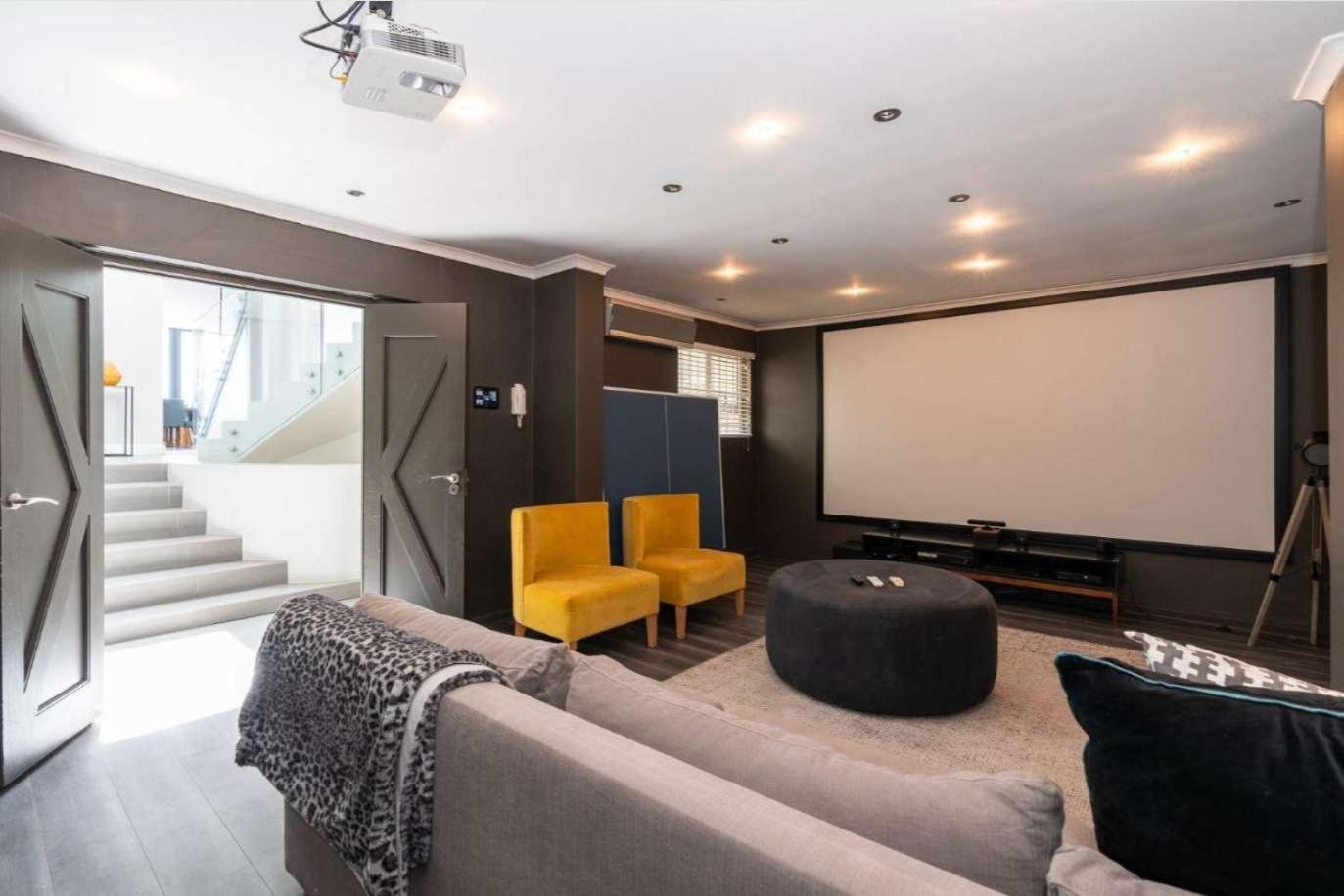 Apartment Ocean Views 5 Bedroom Cape Town
