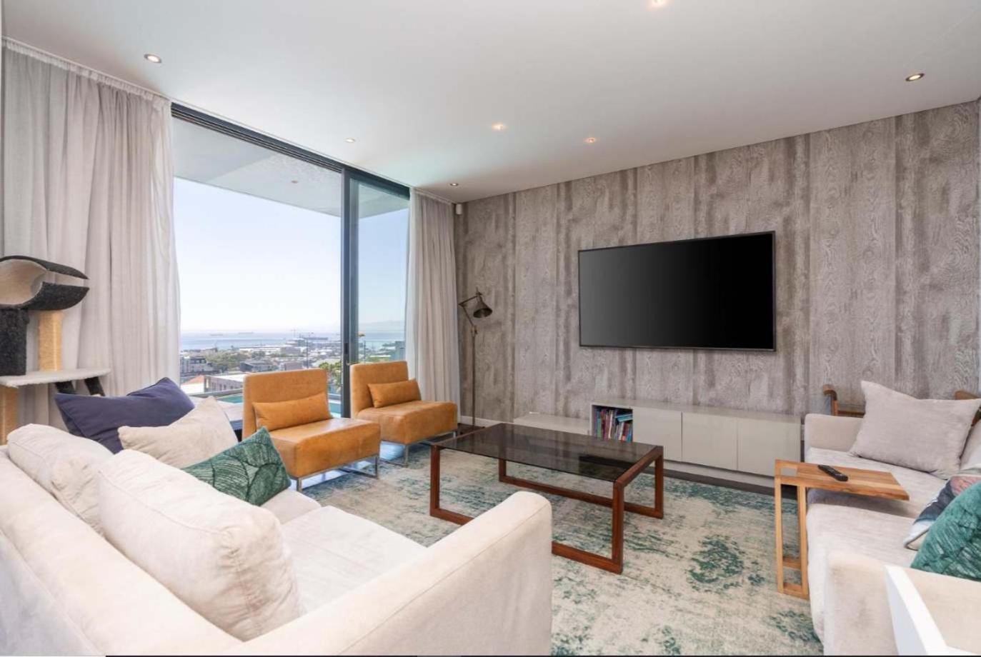 Apartment Ocean Views 5 Bedroom *