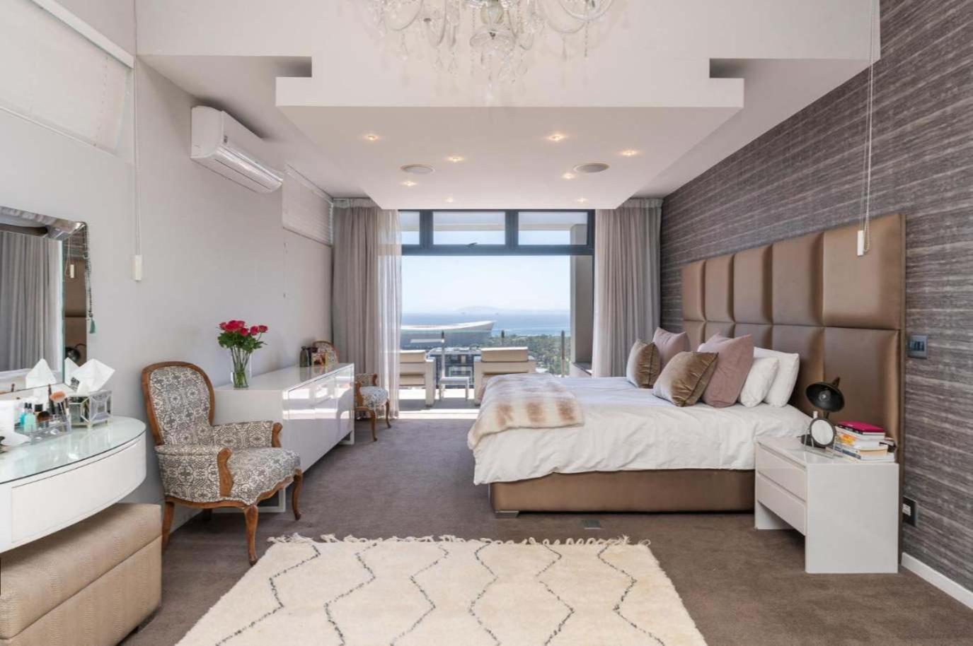 Ocean Views 5 Bedroom * Cape Town