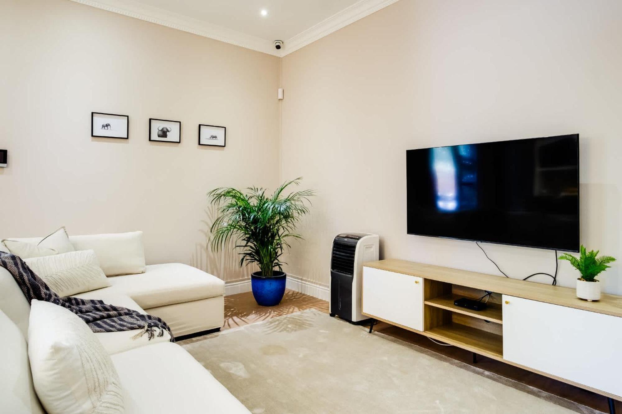 Camps Bay 4bed W Pool Luxe On