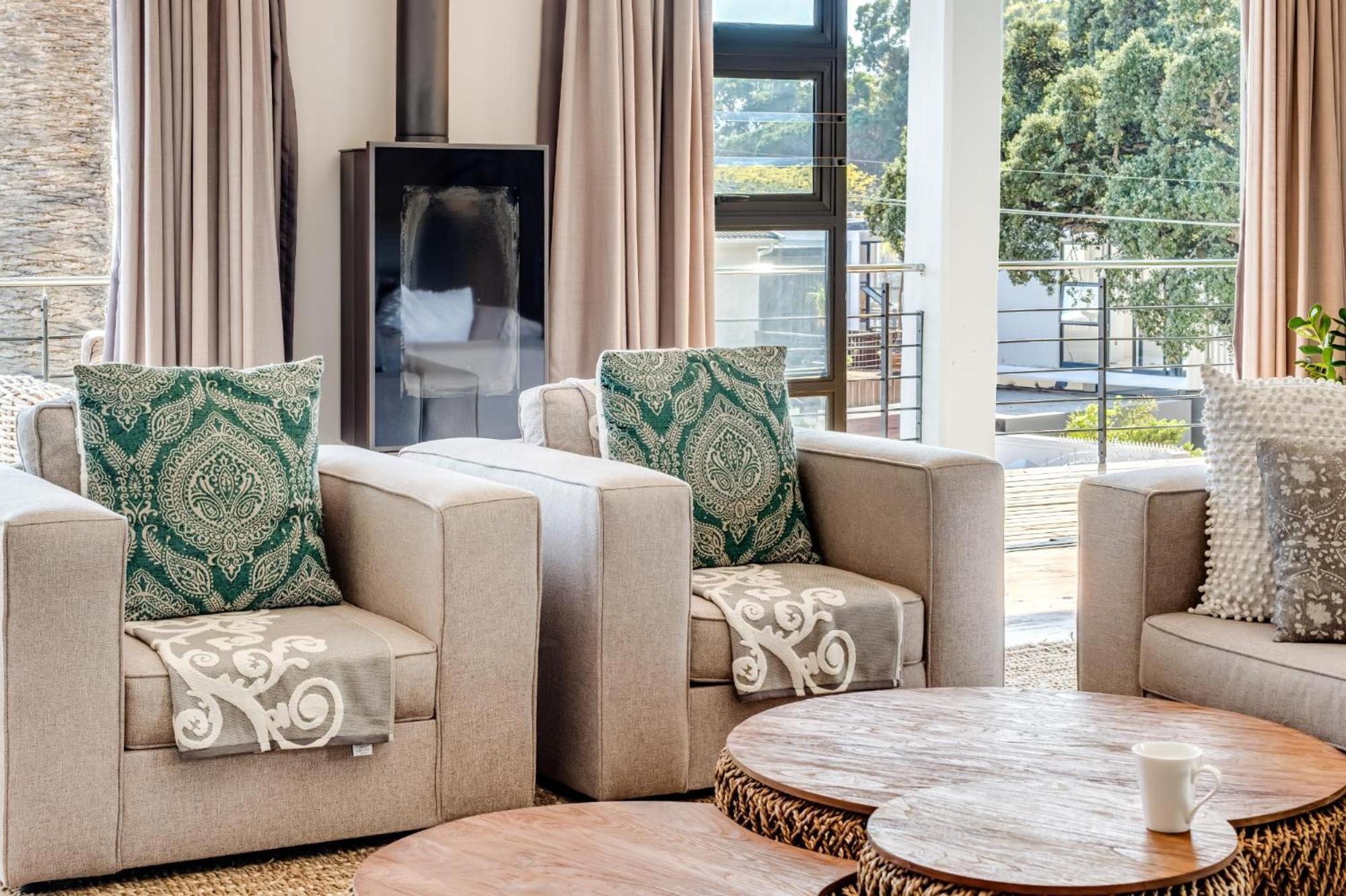 2bed 5min Walk From Camps Bay Escape Apartamento