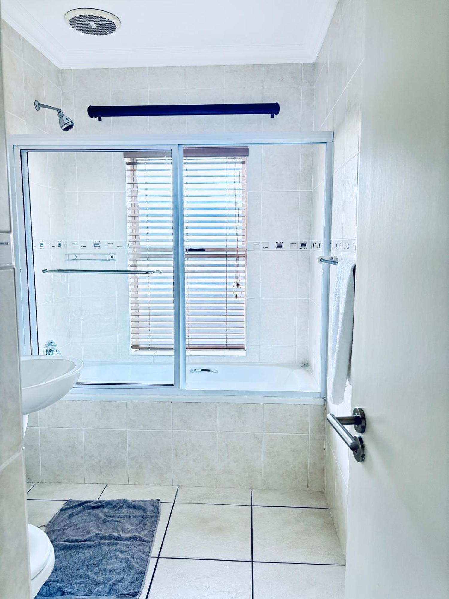 Apartment Spanish Charm In The Heart Of Century Stylish Near Canal Walk!