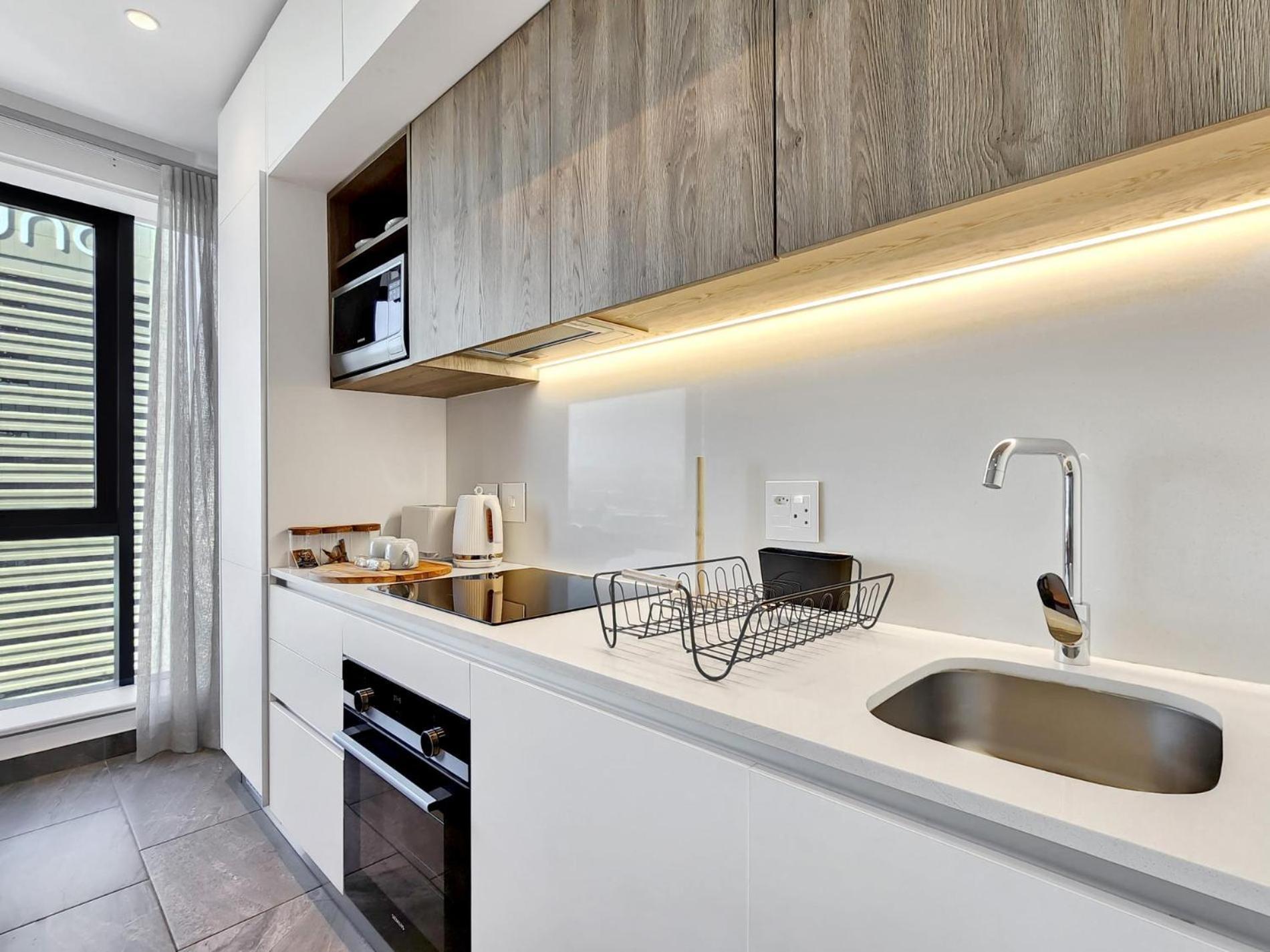 Sky High Views At The Rubik With Rooftop Pool Apartment Cape Town