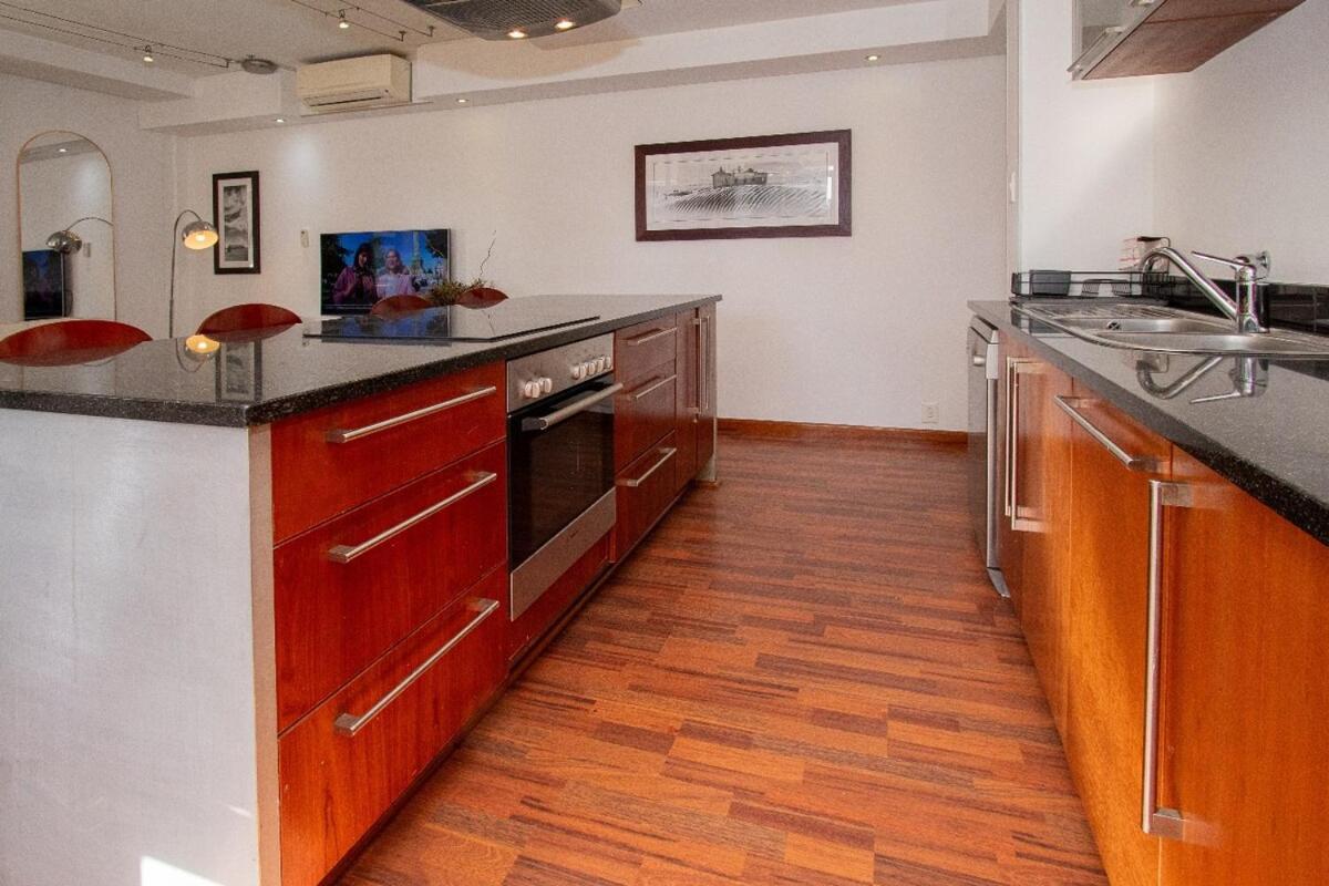 Apartment In Circa, Foreshore