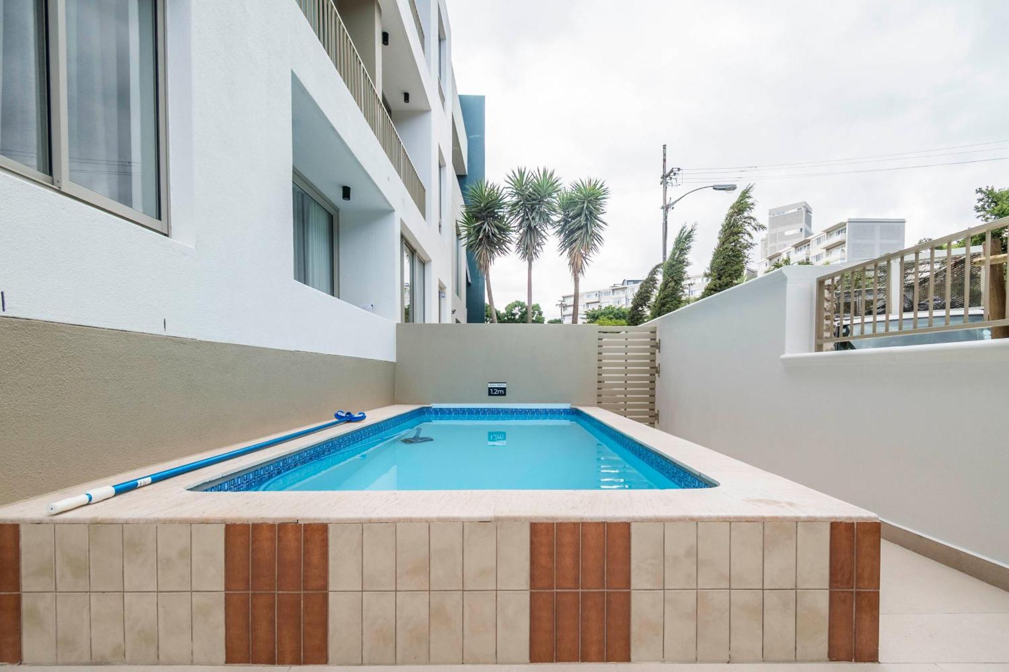 Luxury At The Braemar, Point Cape Town