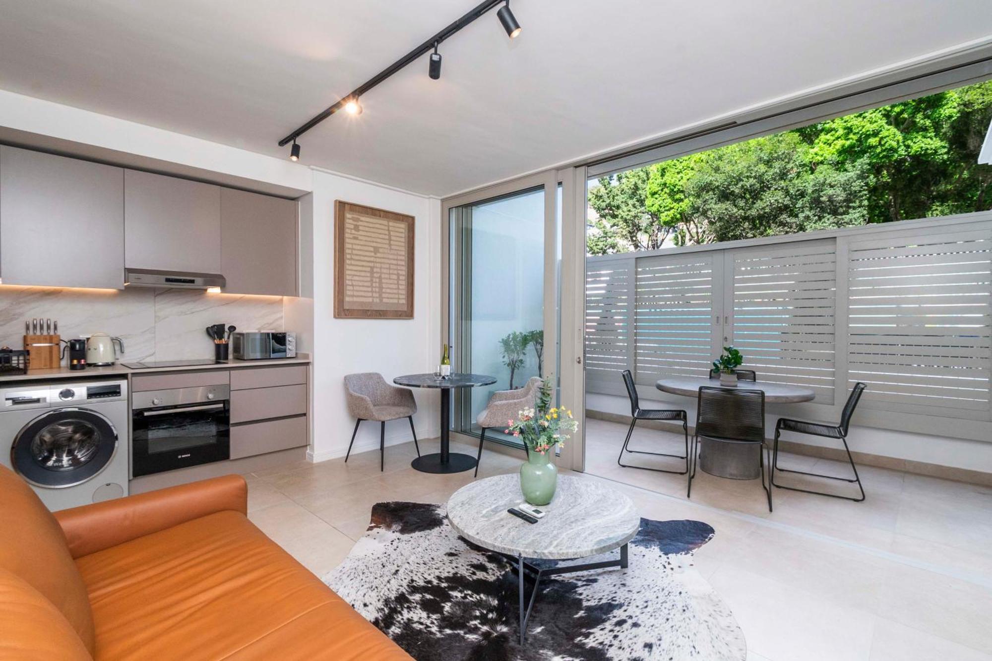Apartment Luxury At The Braemar, Point *