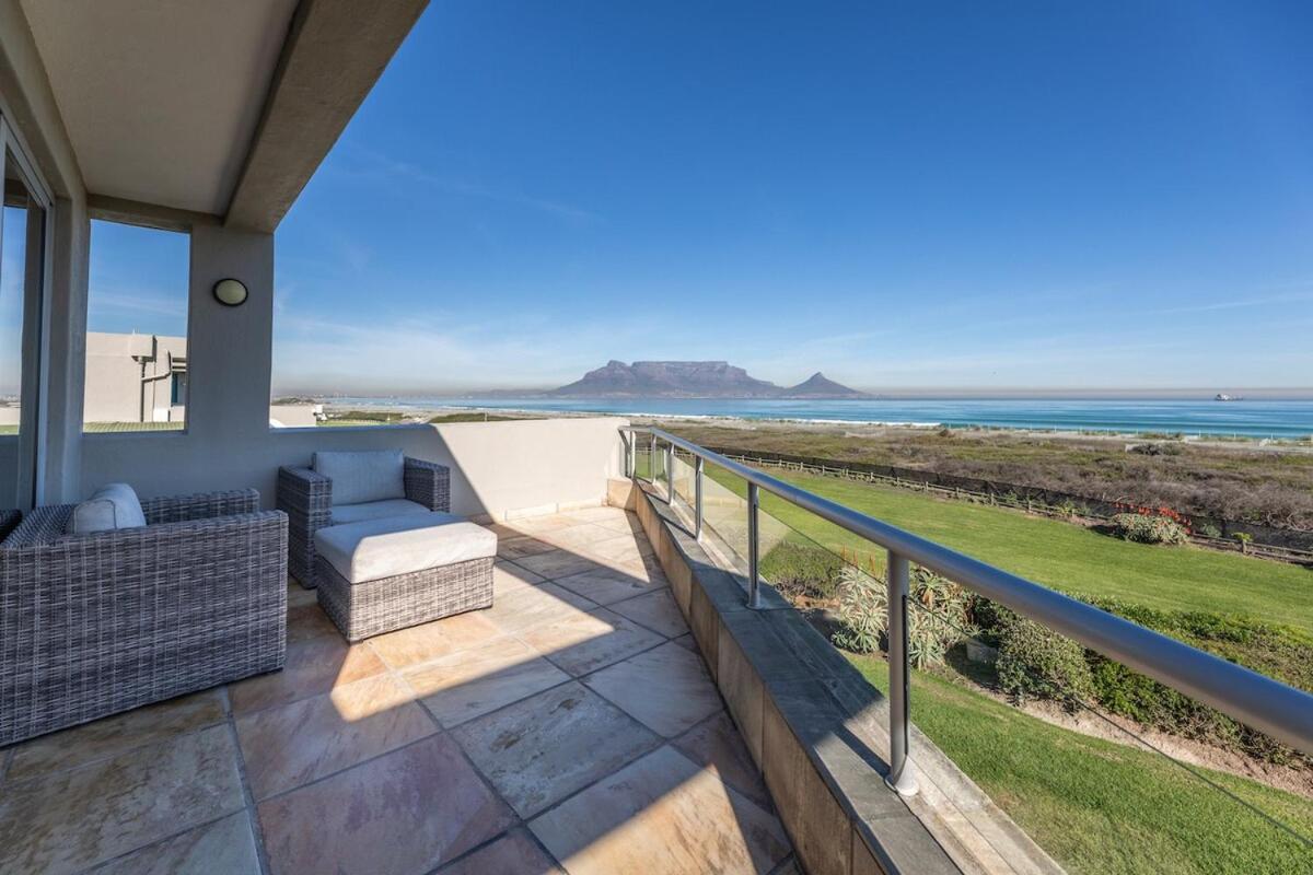 Dolphin View House *