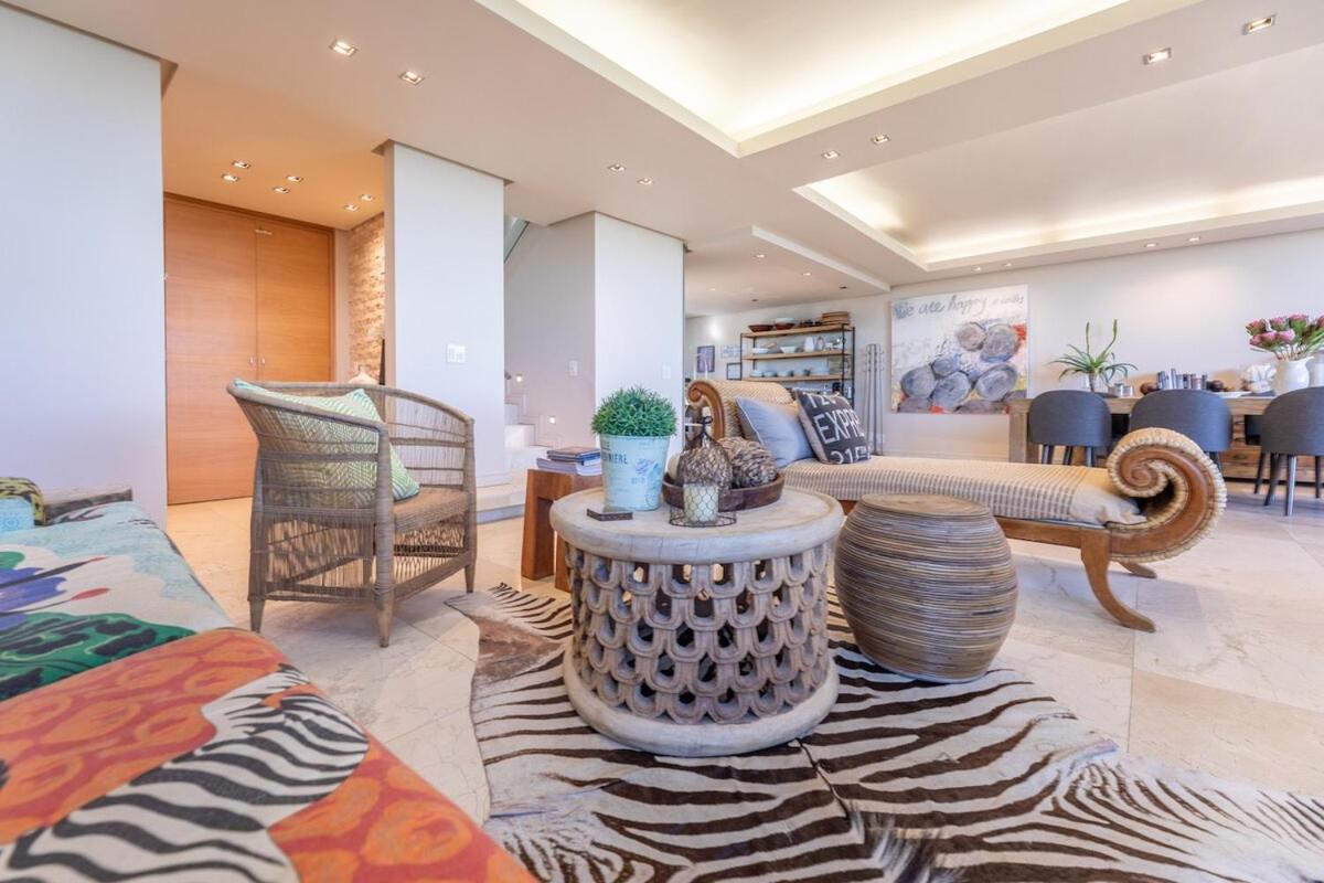 Dolphin View House * Cidade Do Cabo