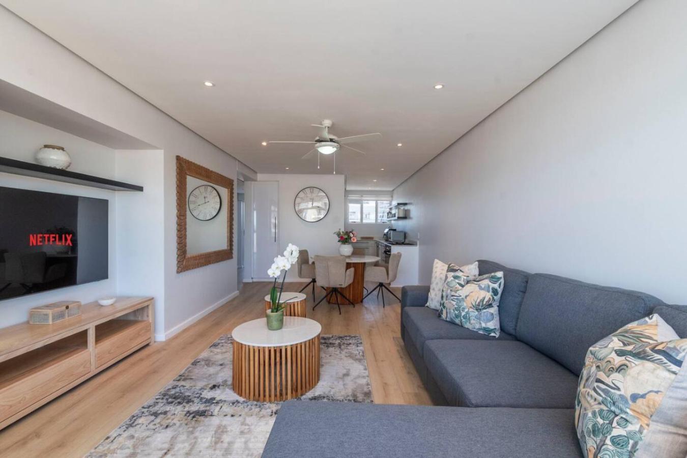 King Bed Sea Views Promenade Fast Wifi Apartamento