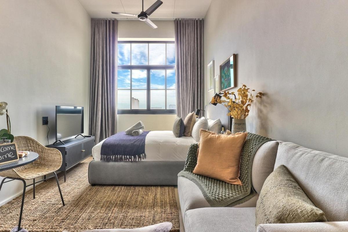 Gorgeous Designer Hideaway W/ Views At The Harri Apartamento