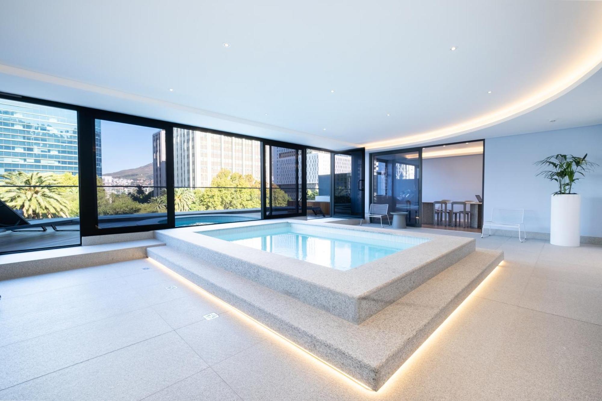 801 Zeeland Pier - Lux 2 Bedroom Near Cticc With Free Onsite Parking Apartment Cape Town
