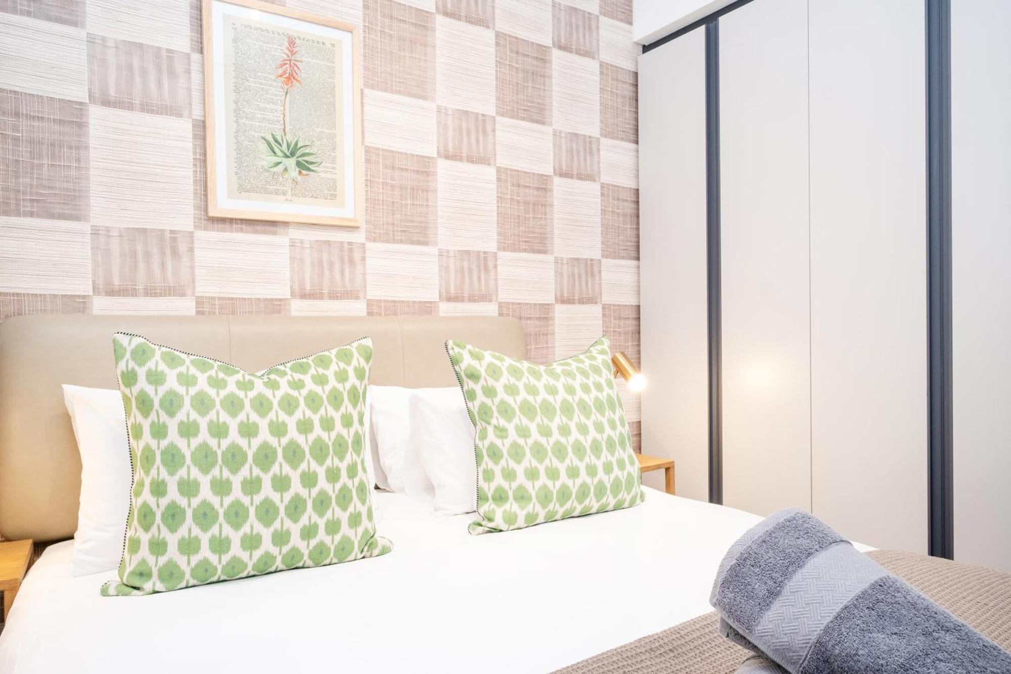 Apartment 801 Zeeland Pier - Lux 2 Bedroom Near Cticc With Free Onsite Parking Cape Town