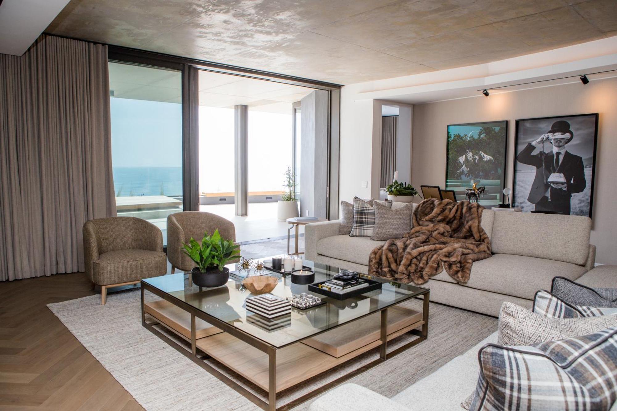 The Atlantic Crown Apartment *