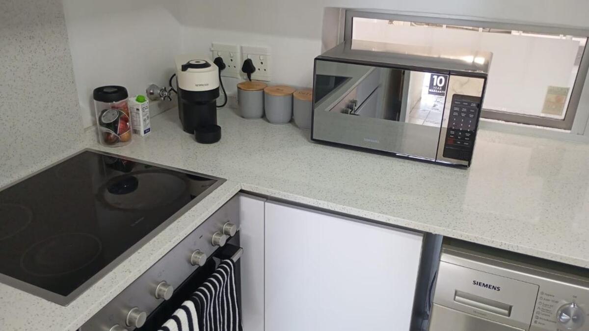 Apartamento 3 Bedroom Luxurious In Clifton *