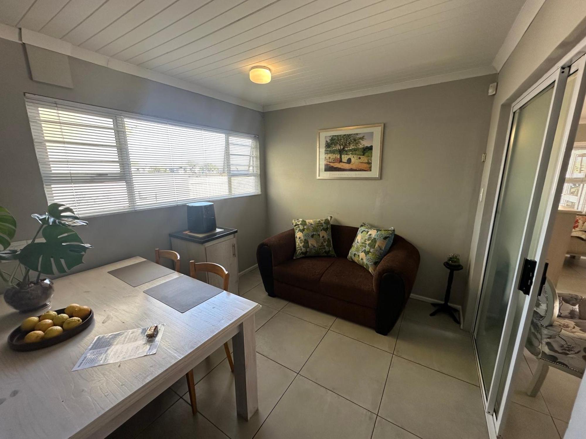 Apartment Cozy And Convenient *