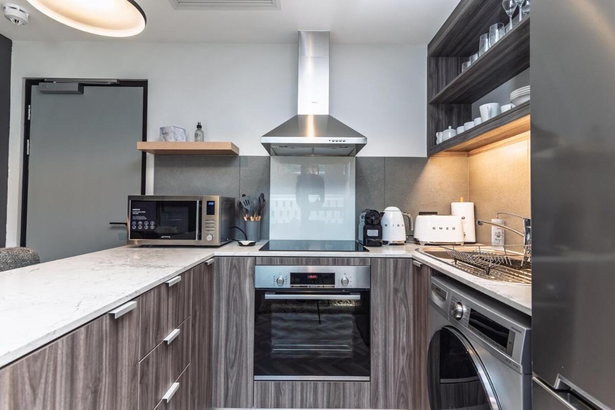 Apartamento Luxury Oasis With King Bed, Ac, Walk-in Shower