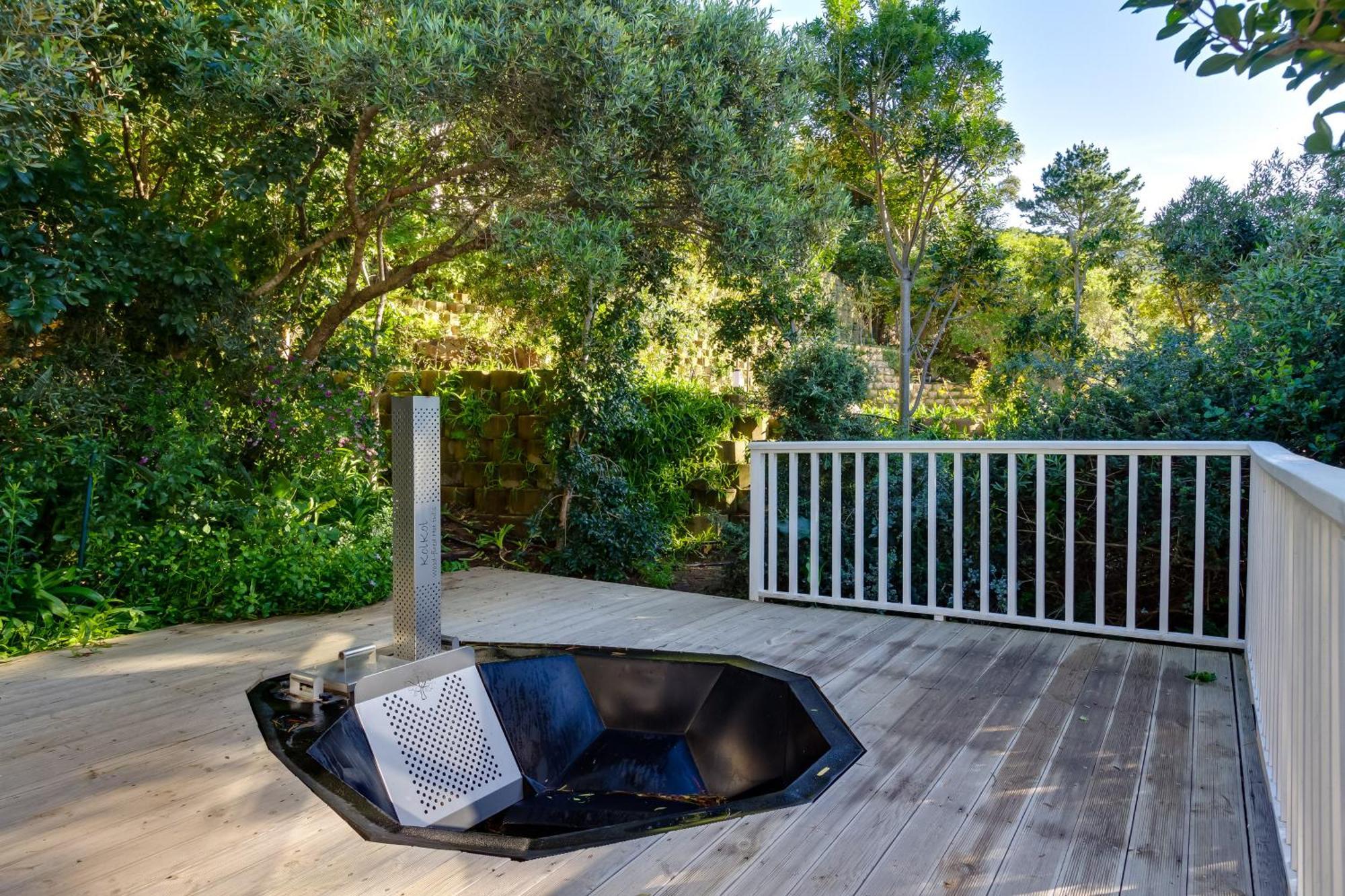 Exclusive Tree With Hot Tub - Power Back-up Villa *