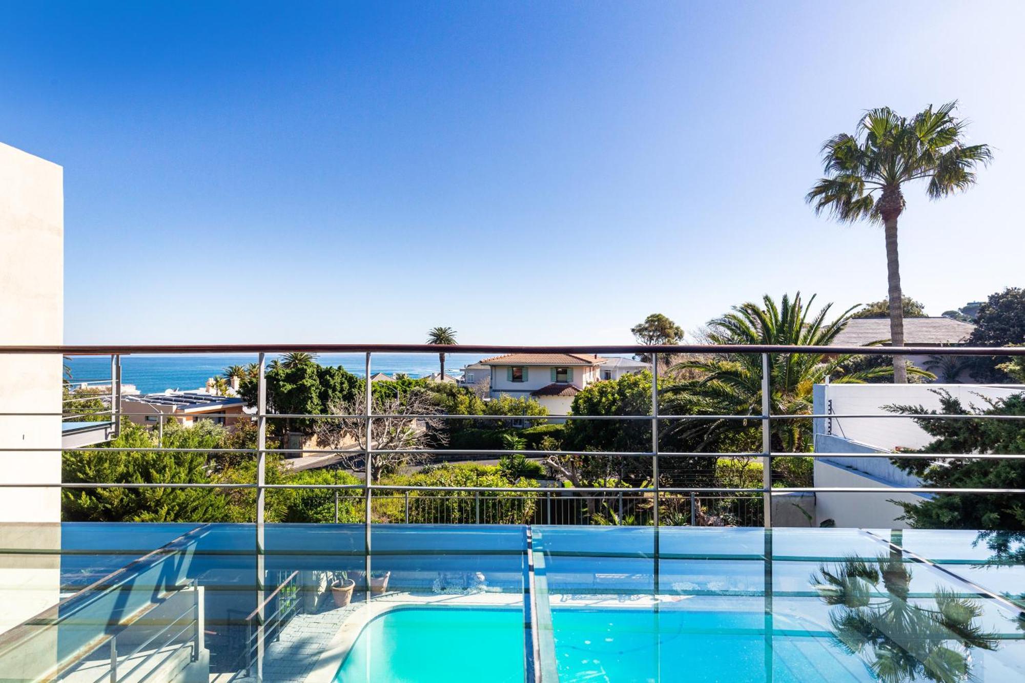 Ocean View Luxury With Pool - Camps Bay