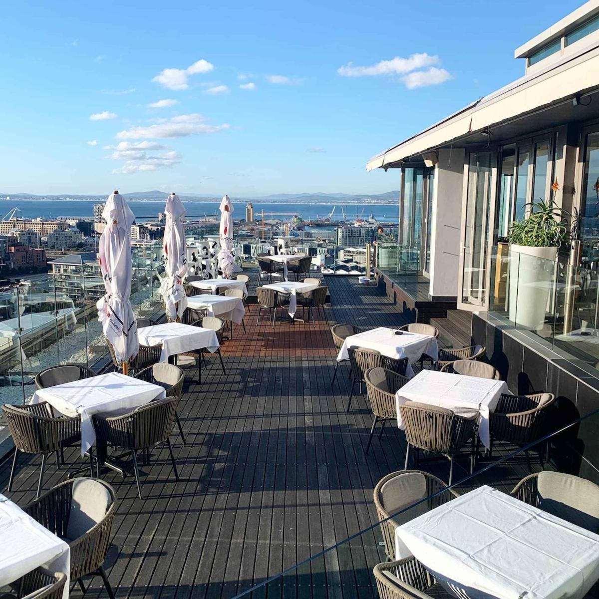 Apartamento Luxury 2br Sky Views & Prime Location