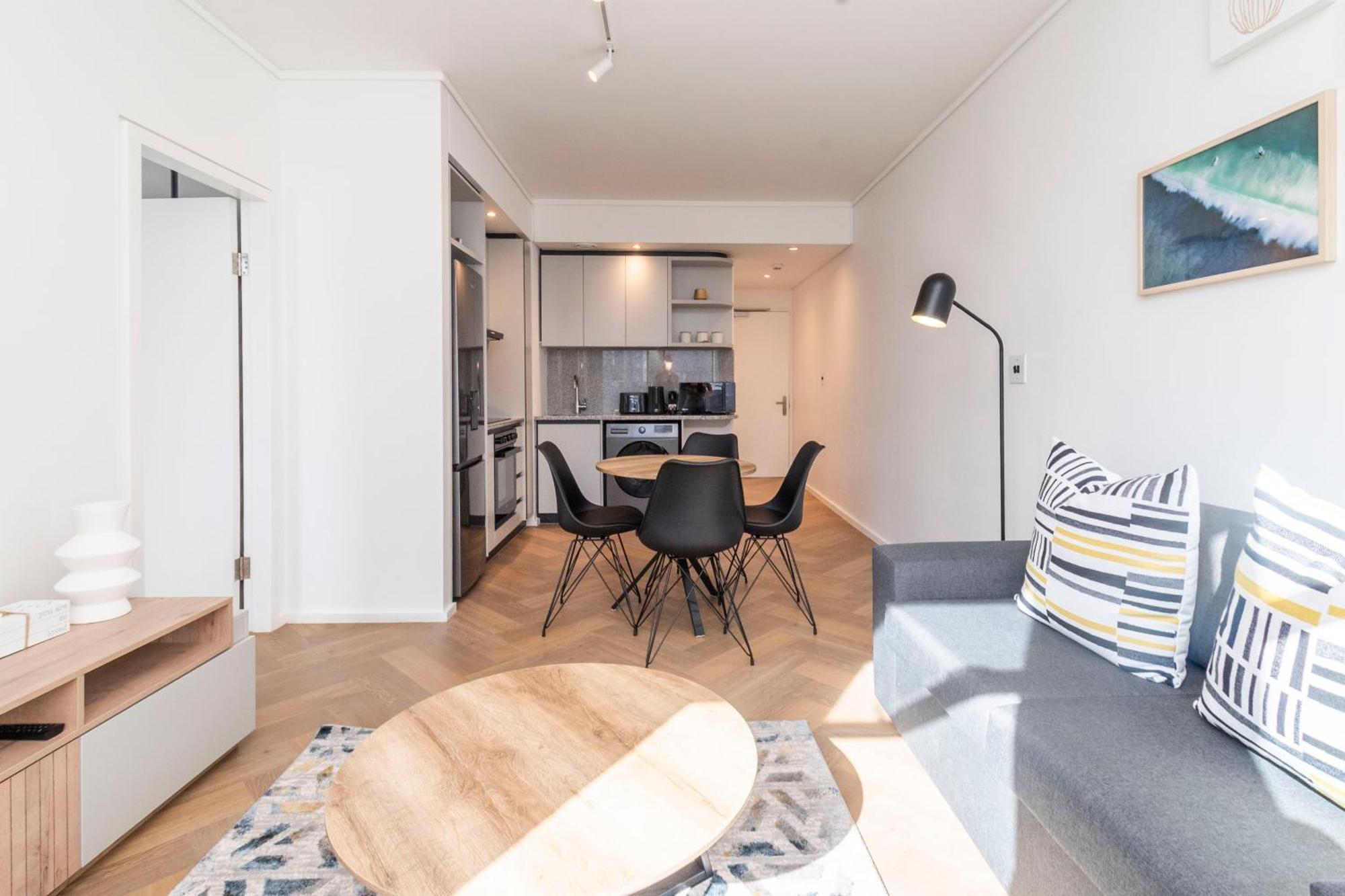 Zeeland Pier By Totalstay *