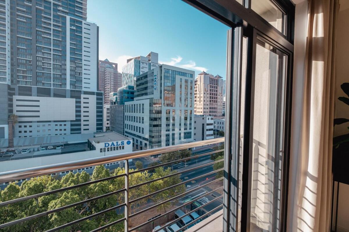 Salma - New York Style 1bed L No Loadshedding Apartment Cape Town