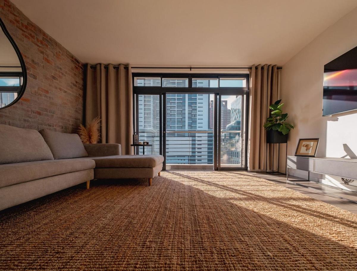 Apartment Salma - New York Style 1bed L No Loadshedding *