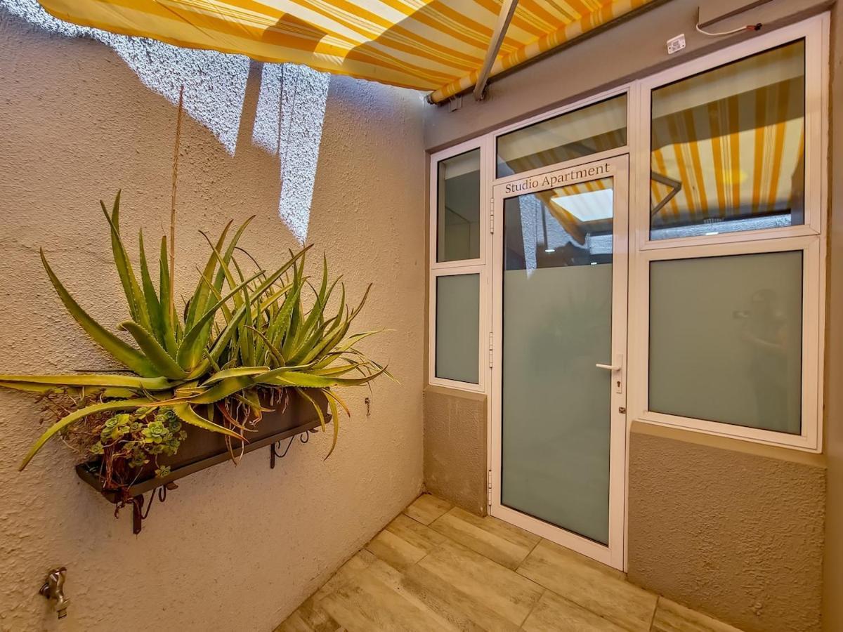 Spacious Family Near With Inverter