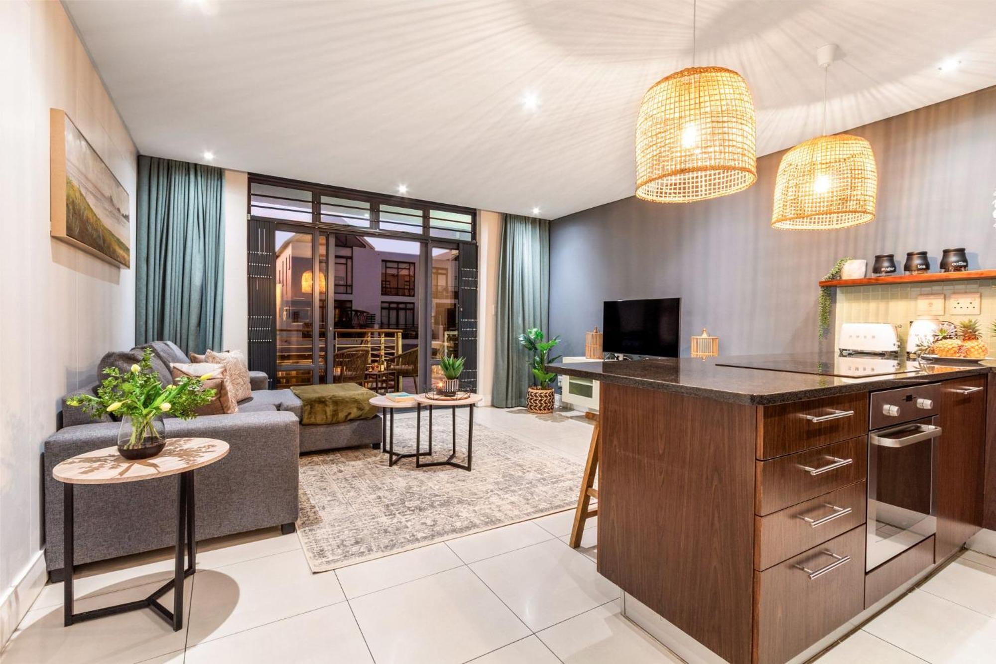Eden On The Bay 117 By Host Agents Apartment *