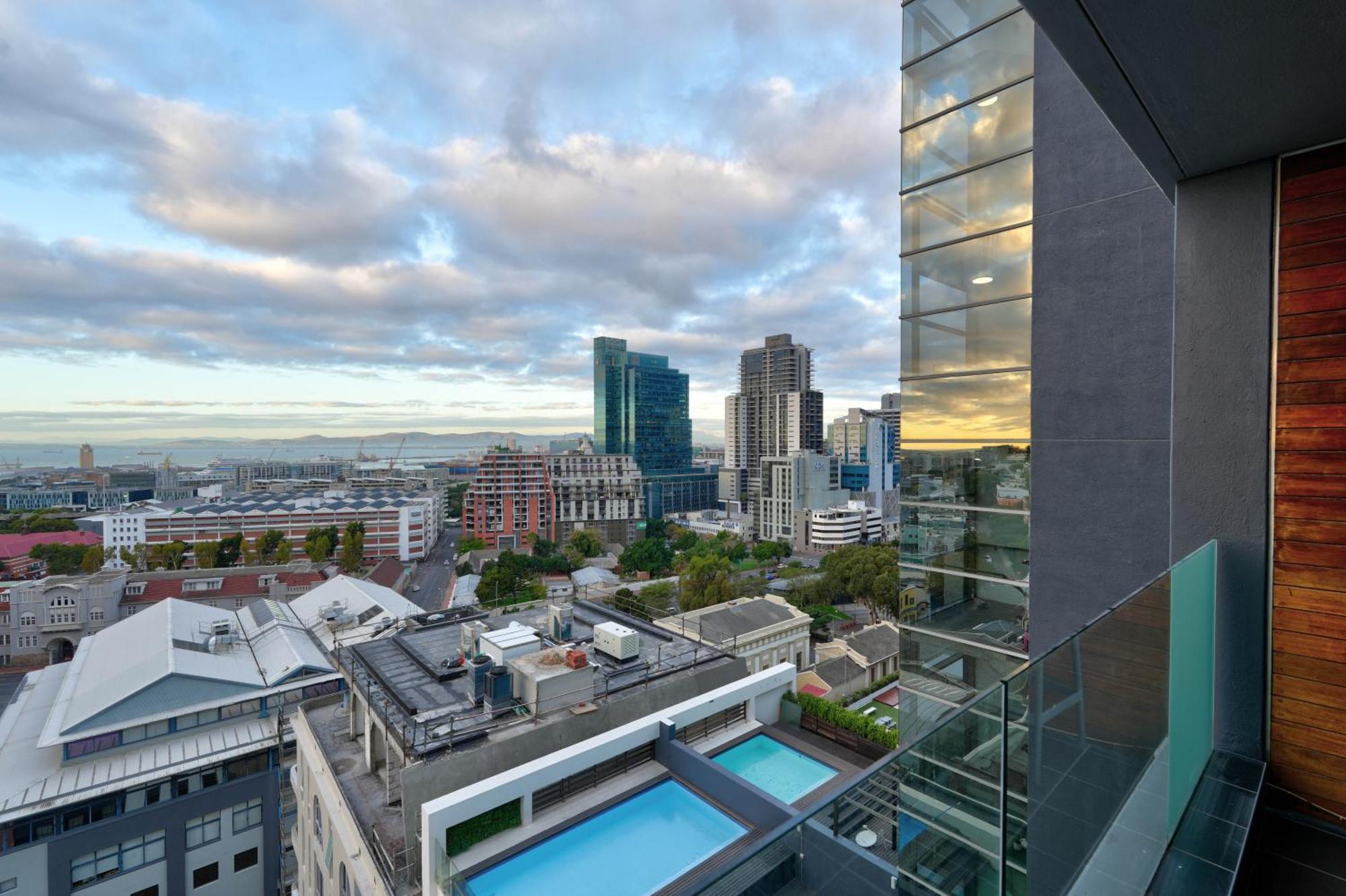 Apartamento Luxury 2br Sky Views & Prime Location *