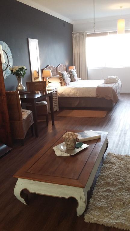 Trianon Apartment