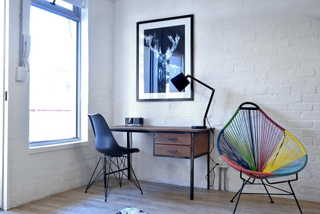 Swift Contemporary Studio Apartment Apartment