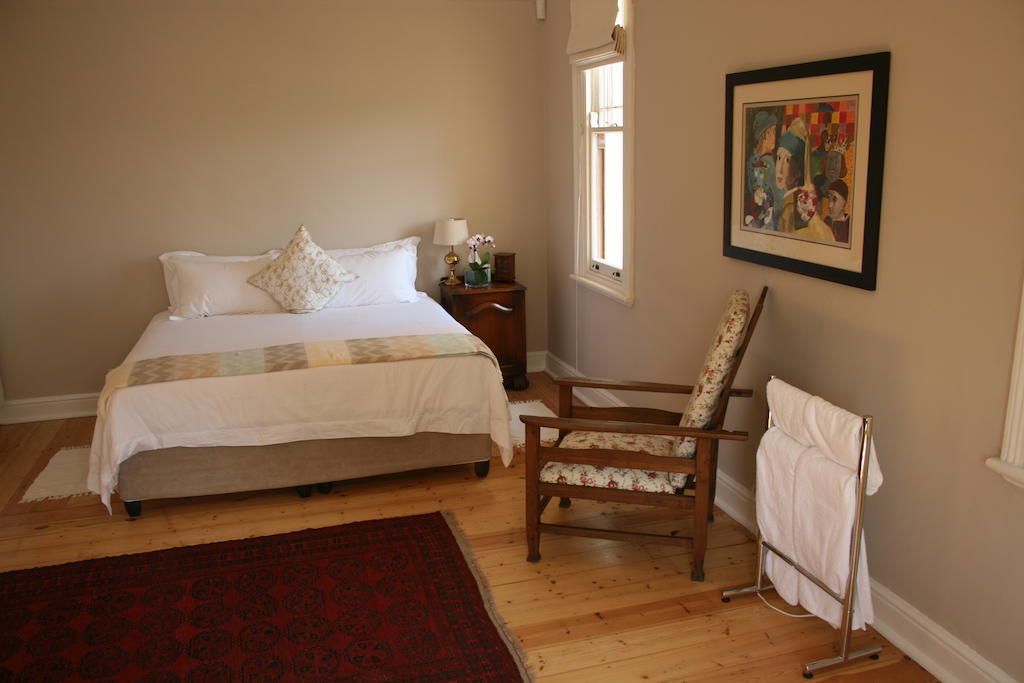 Guest house Reading House 4*